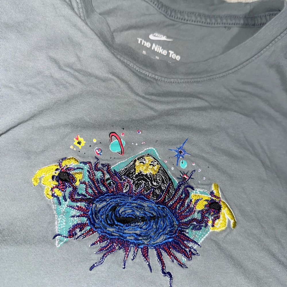 Retro style Nike tee
